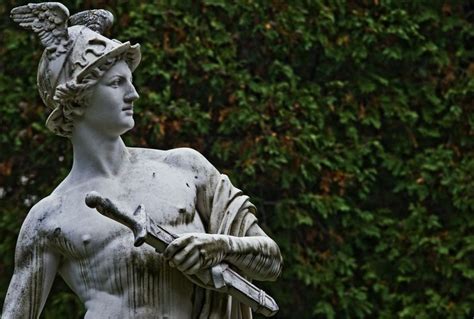 como hermes|Hermes artist wikipedia.